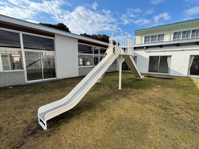 塗装後（滑り台）.jpg