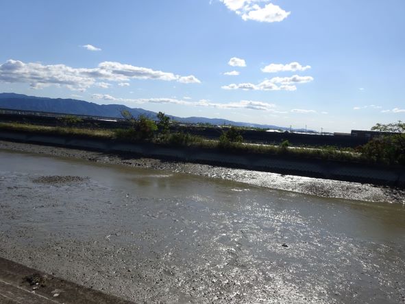 砂川堤の写真