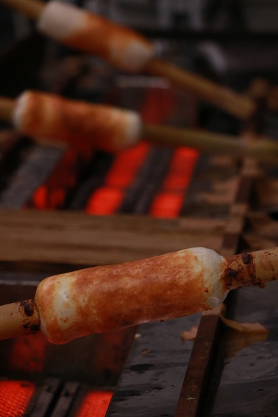 焼き上がりのちくわの写真