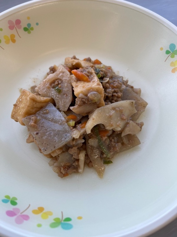 出来上がった厚揚げとレンコンの肉みそあんかけの写真