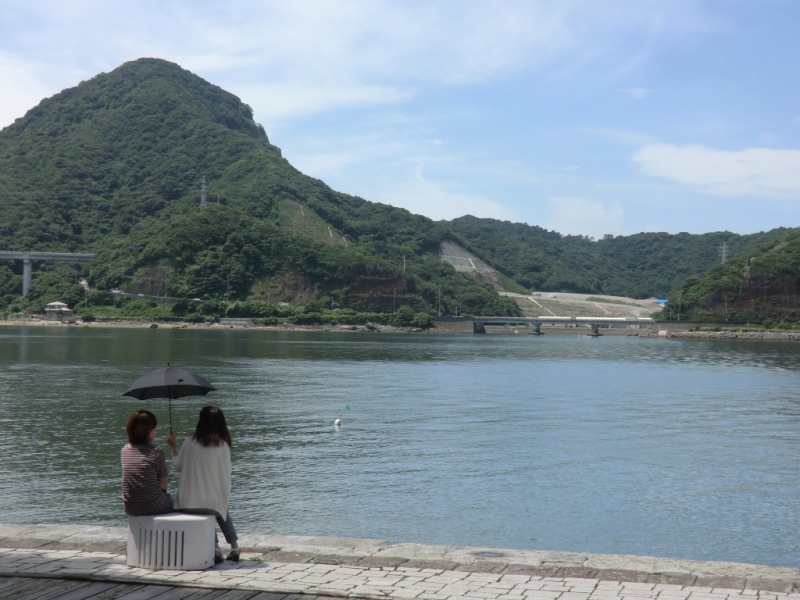 埠頭からの海の景色の写真