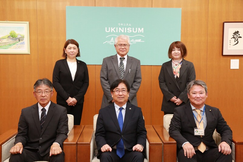 教育委員会委員集合写真