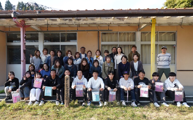 平成28年度大岳保育園卒園生の集合写真